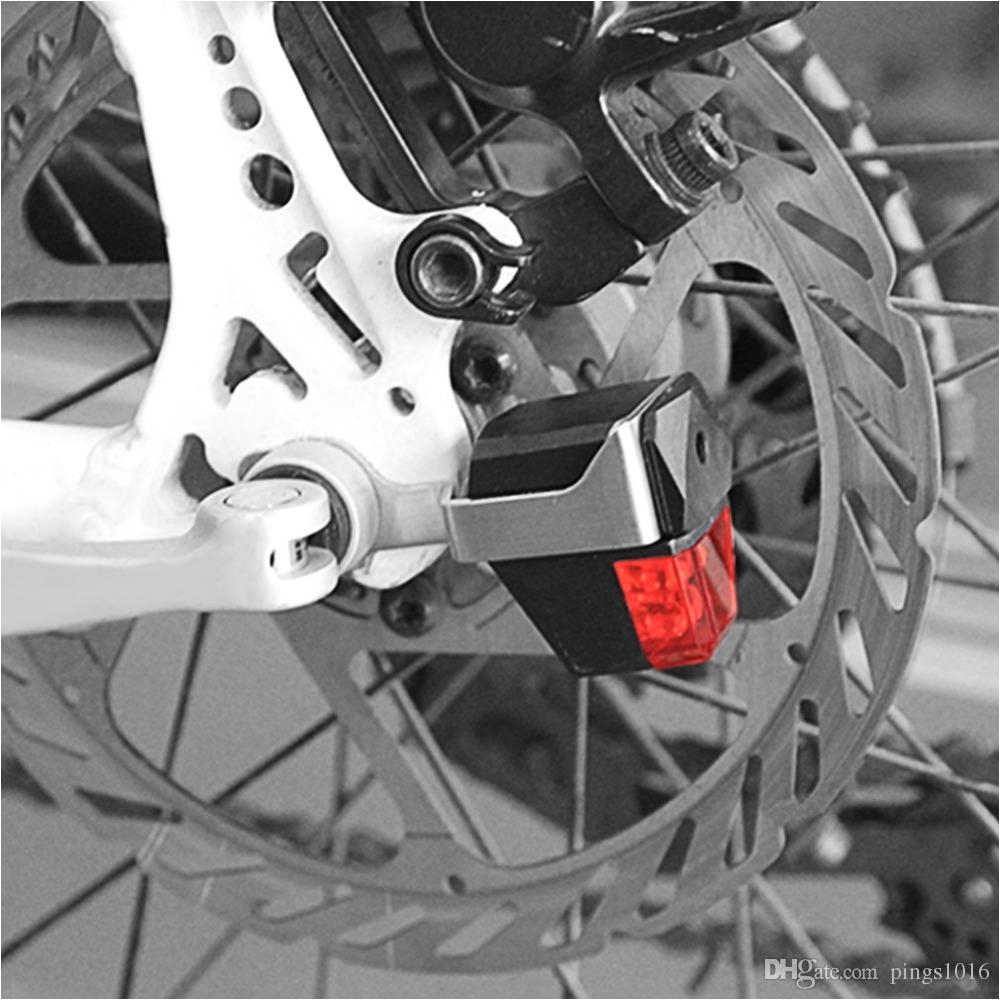 wholesale spontaneous electric bicycle tail light for mountain bike night riding with safety warning magnet coil special for disc brake by pings1016 under