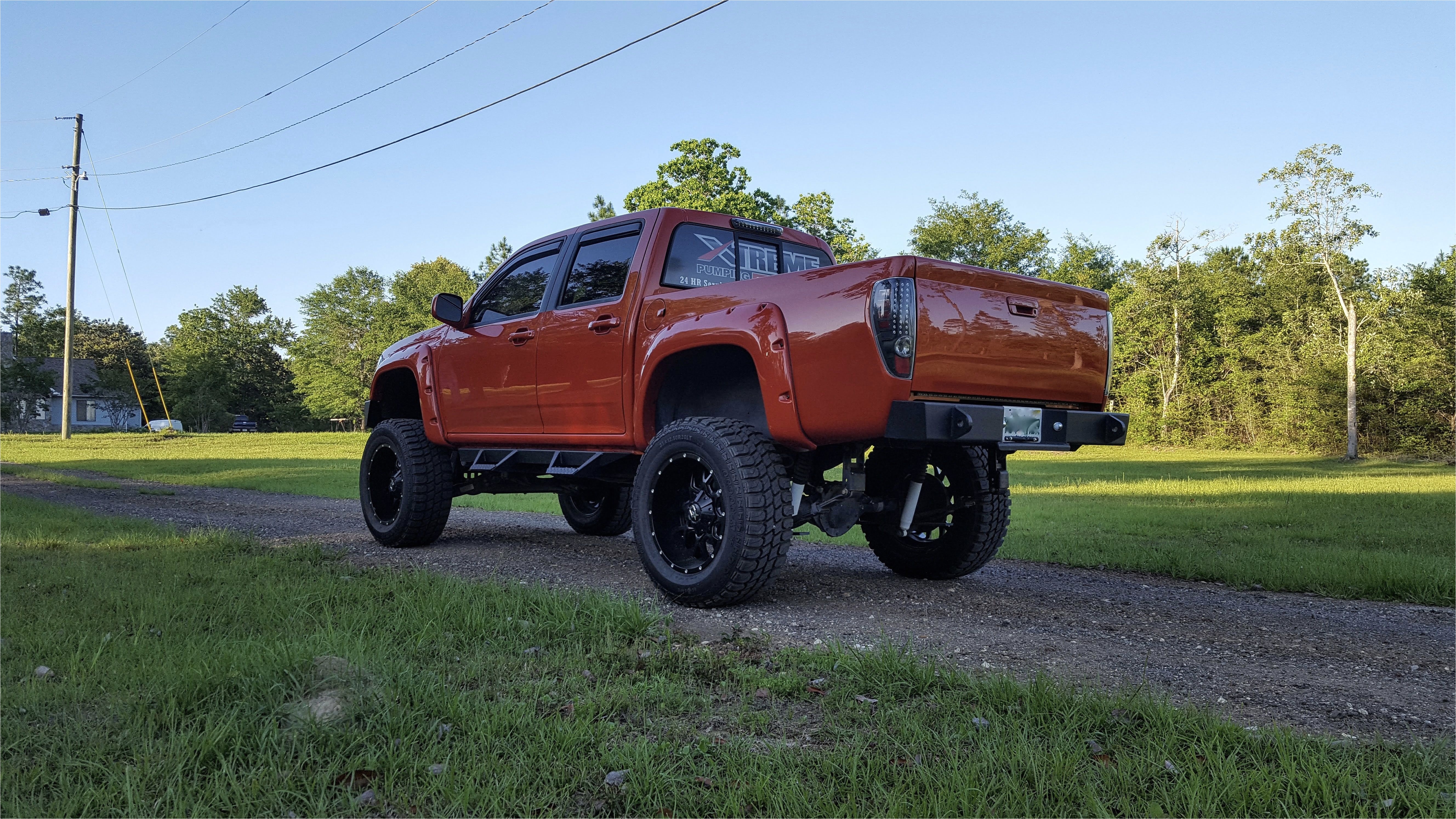 lifted chevy colorado gmc canyon on 35s 10 5 inches of lift 35x12