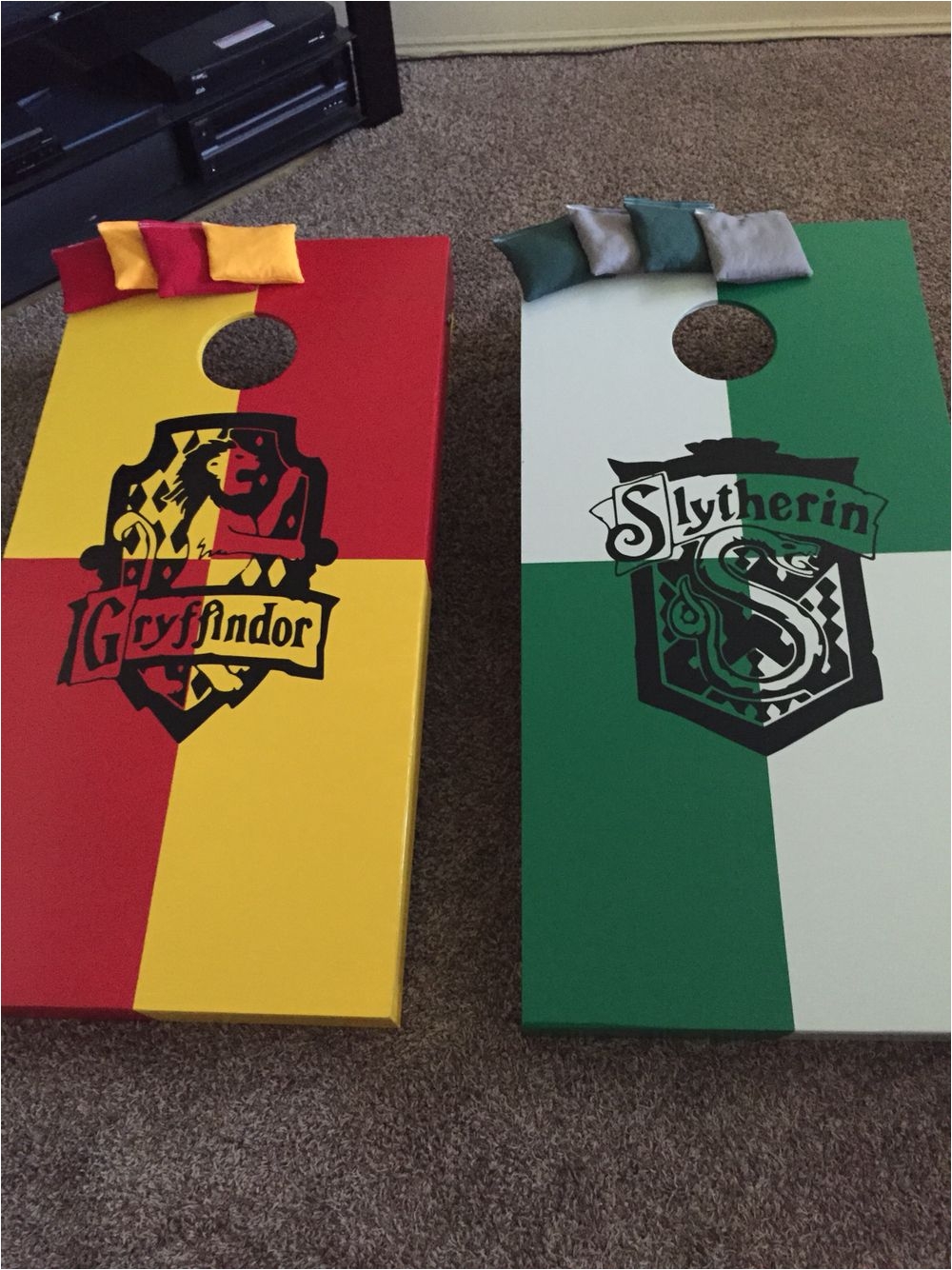 gryffindor vs slytherin harry potter corn hole boards i love mine