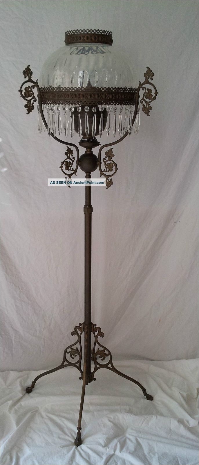 antique victorian style kerosene oil floor lamp brass john scott made in england