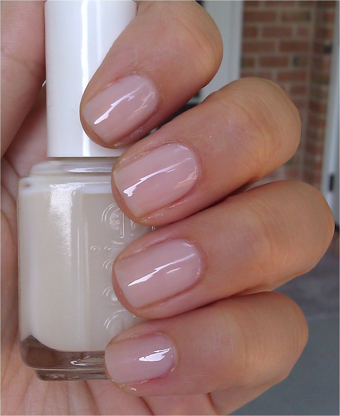 essie nail color allure