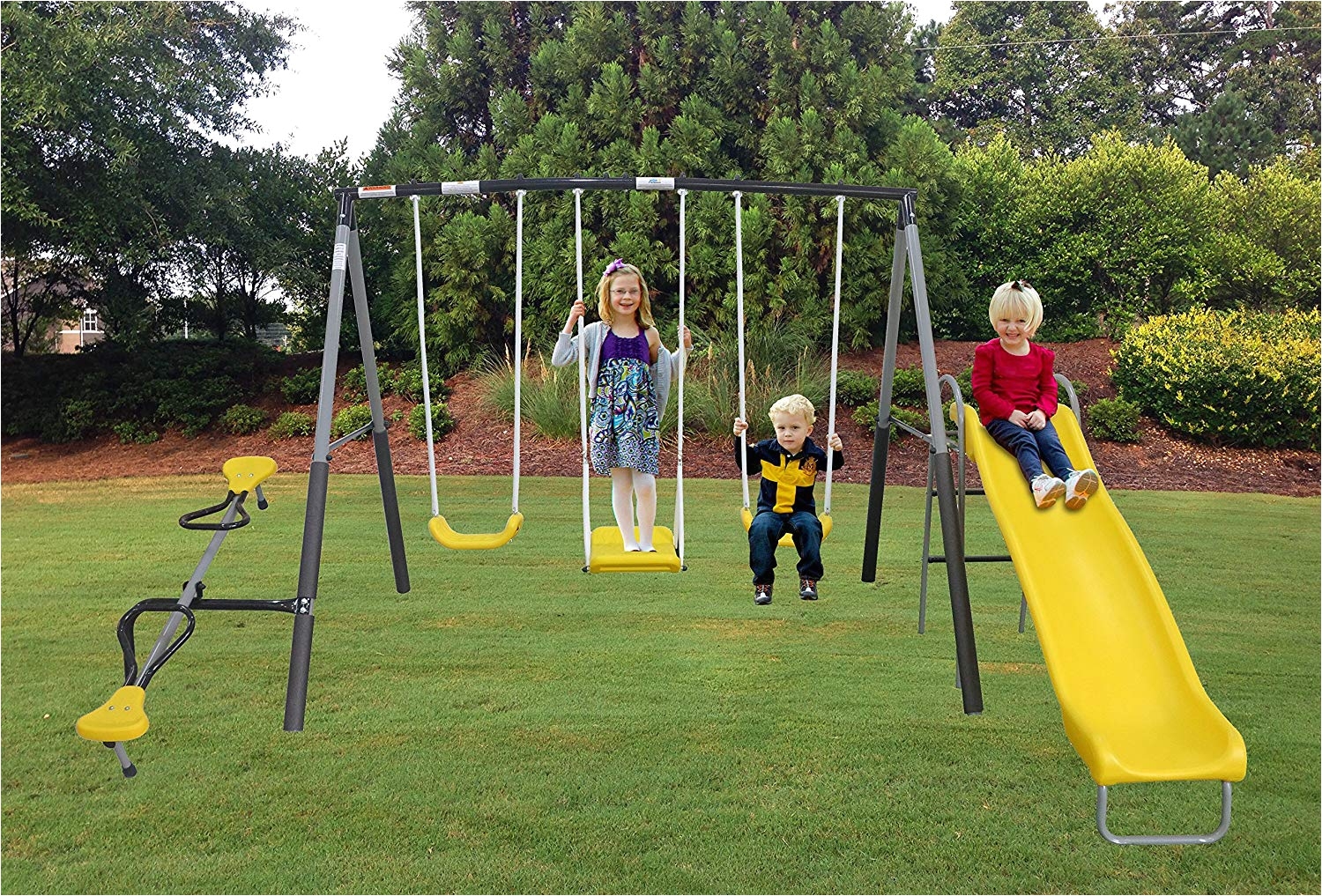 amazon com xdp recreation all star playground swing set swingin again swing set with slide toys games