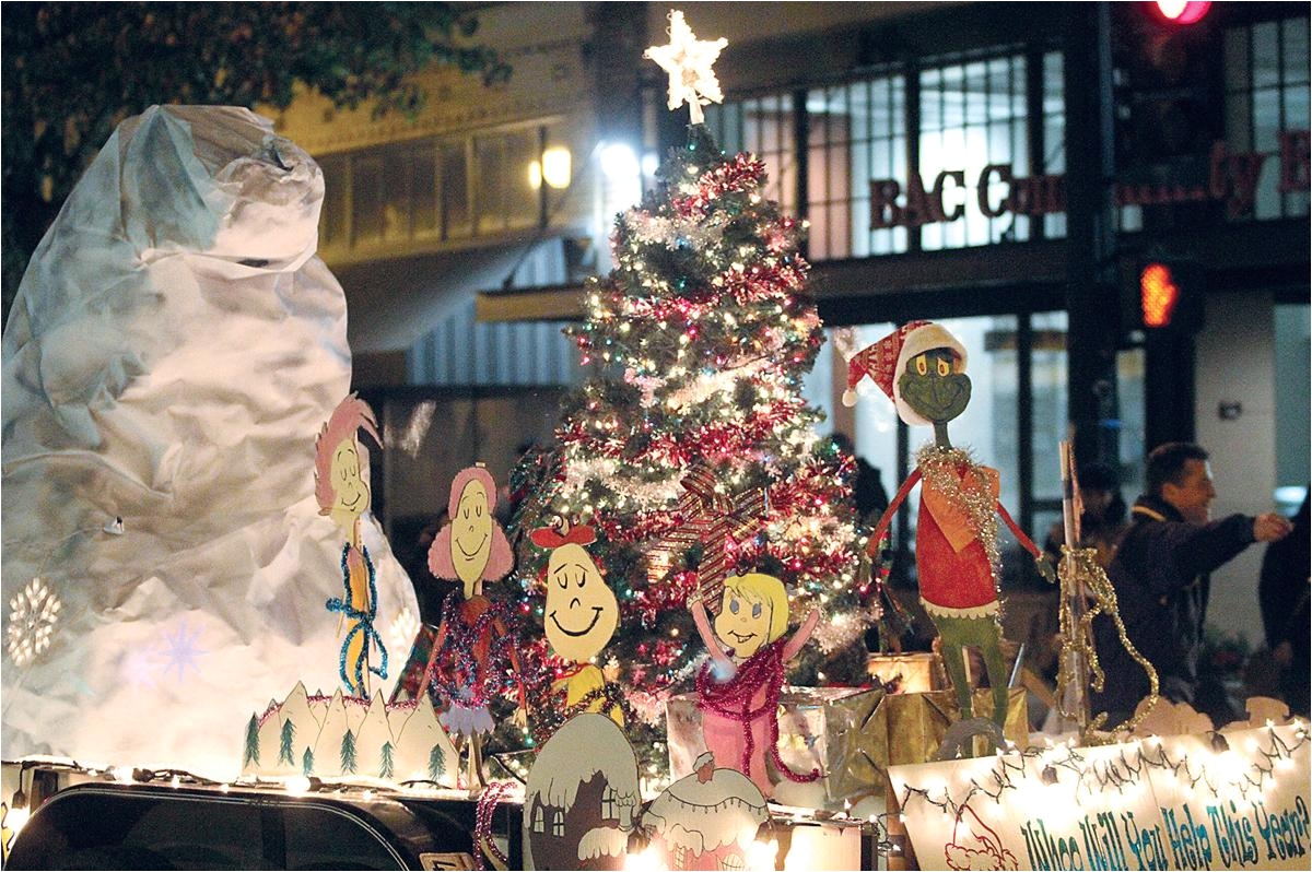hometown holiday parade and tree lighting tracy press goldenstatenewspapers com