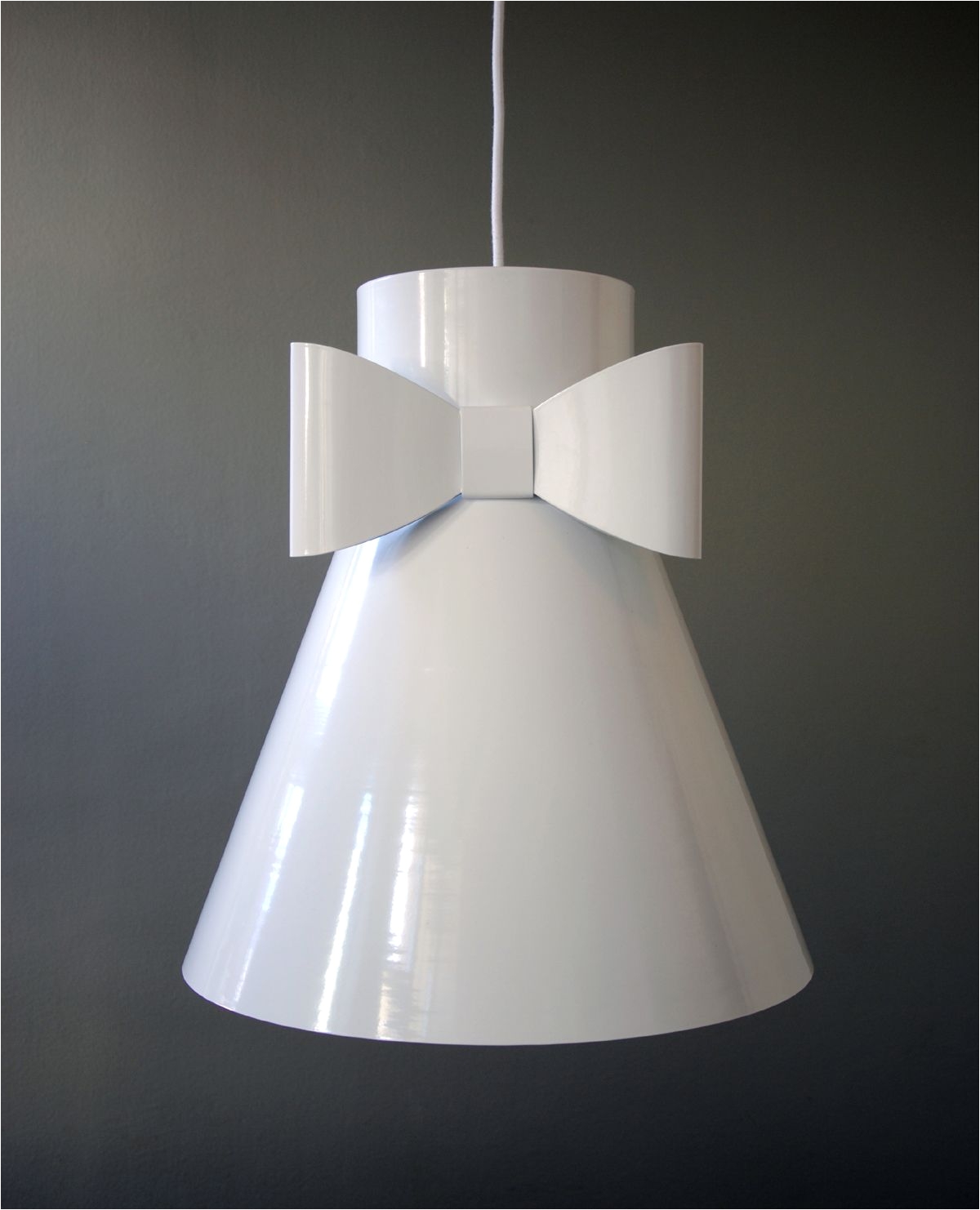 pendant hanging lamp in powder coated metal spun aluminium large size design