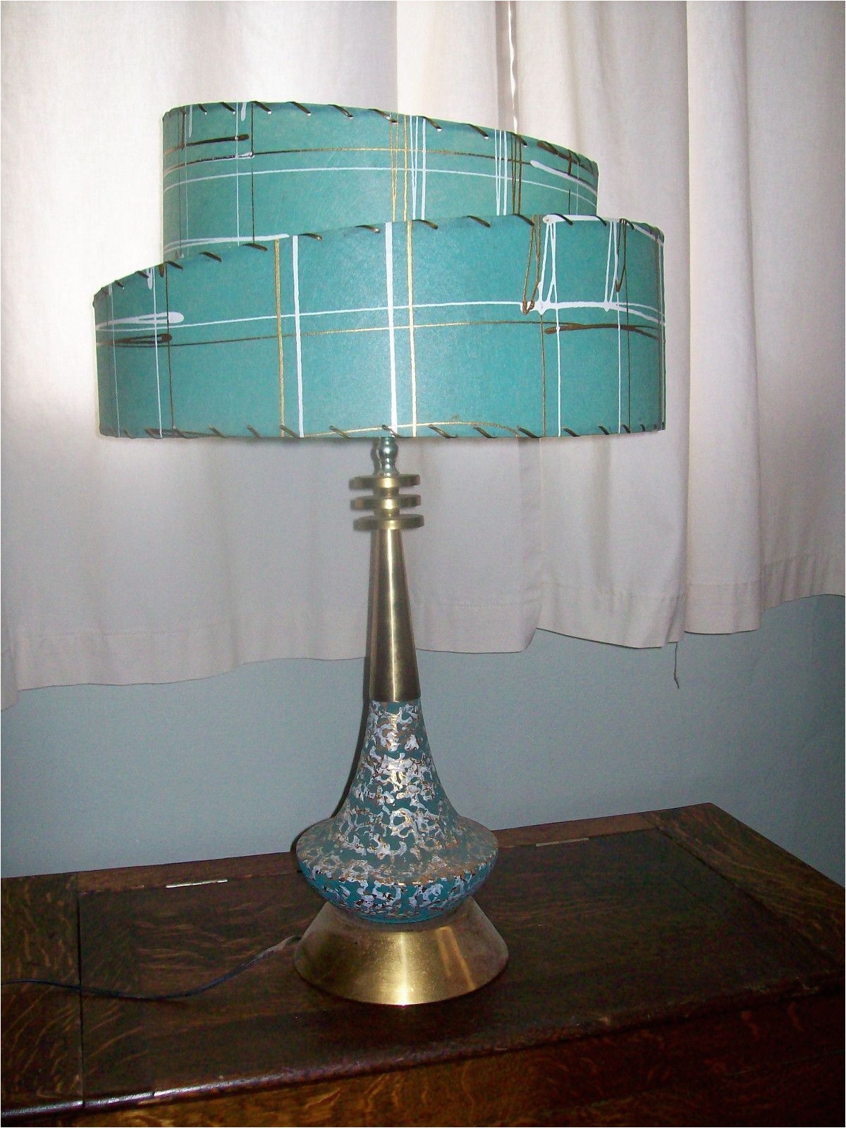 what a glorious teal gold and white mid century modern lamp with matching two tier fiberglass lampshade
