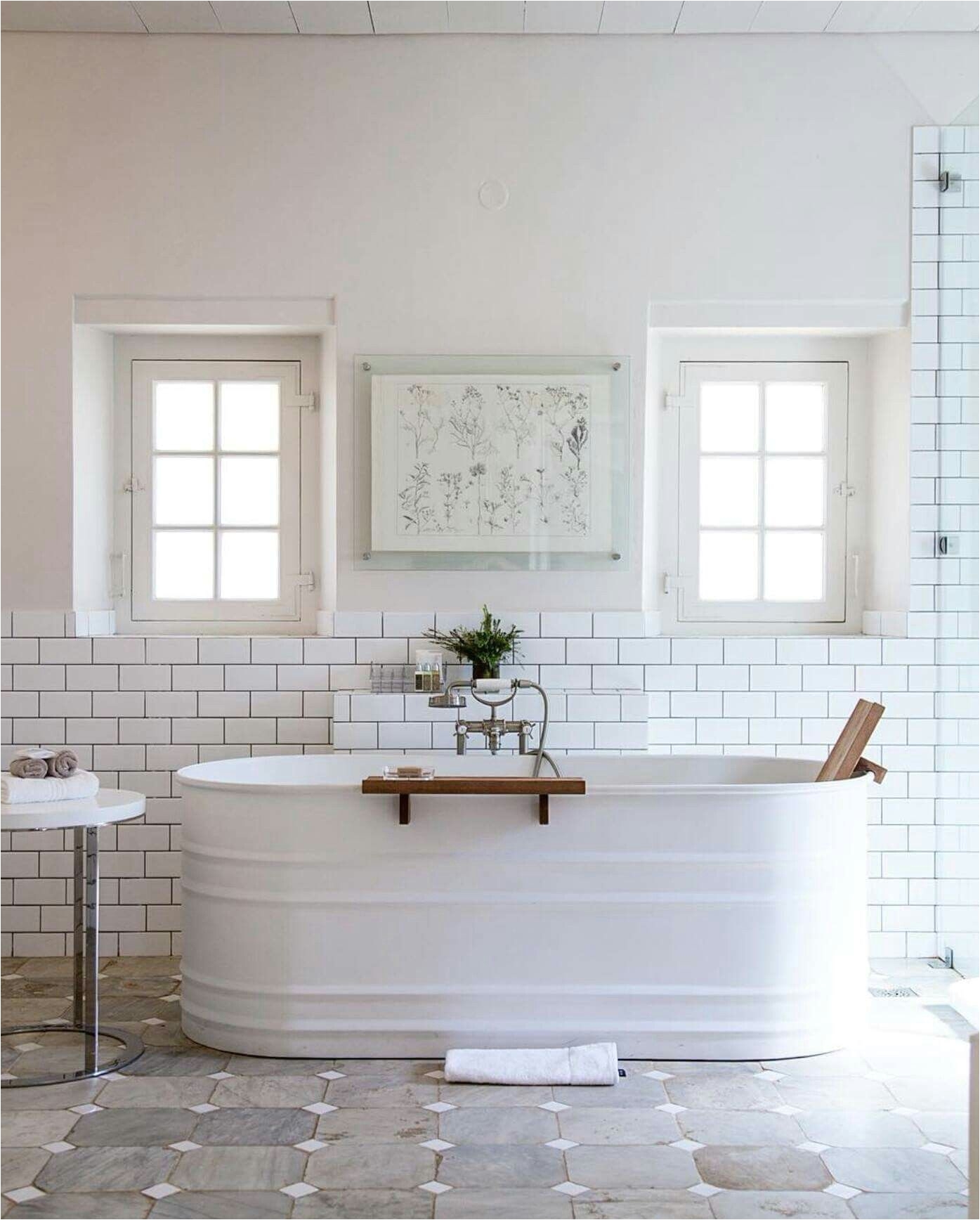 Heart Shaped Bathtub Watering Trough Painted White Perfect Home Ideas Pinterest