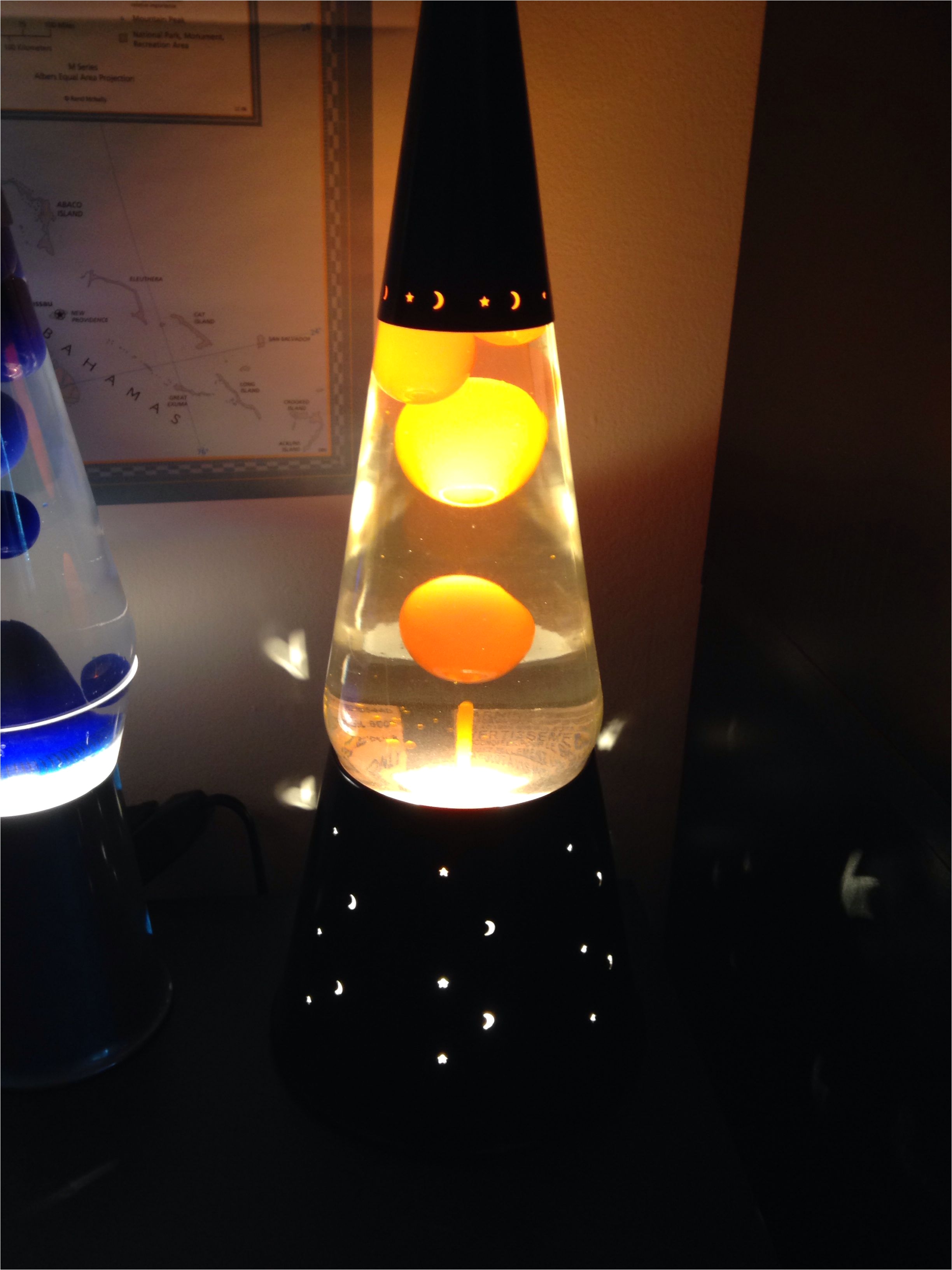 heritage collection wizard lava lamp