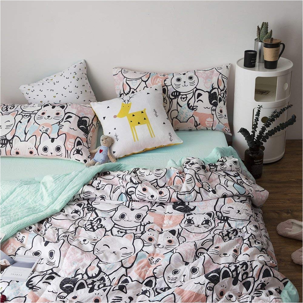 amazon com mixinni cat cartoon thin summer comforter quilted air conditioning bed quilt for summer springultra softfull queen size home kitchen