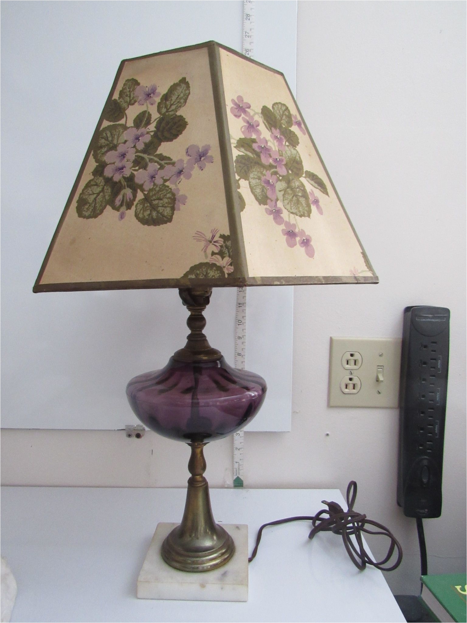 vintage amethyst purple glass light lamp table mable base original shade works