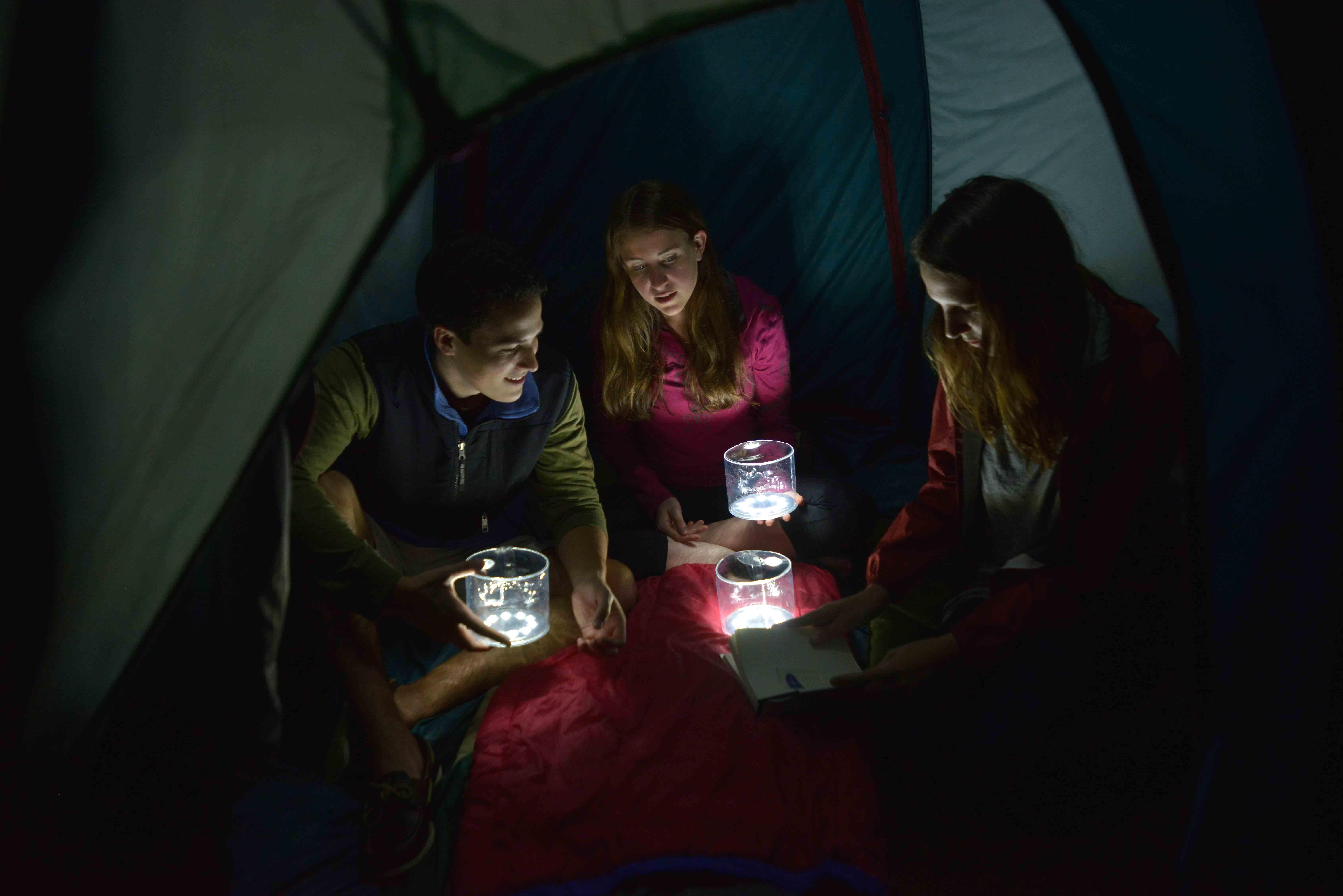 a collapsible inflatable waterproof solar lantern that weighs just 113g and is perfect for camping trips