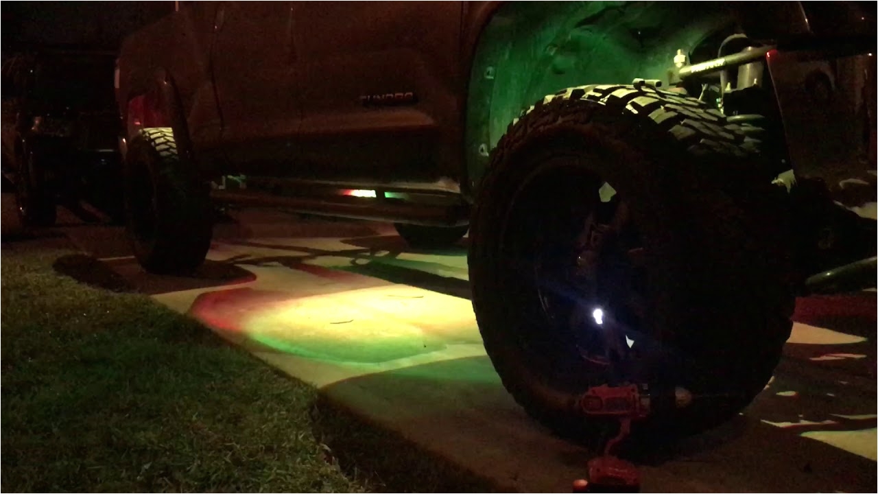 2016 toyota tundra rock lights