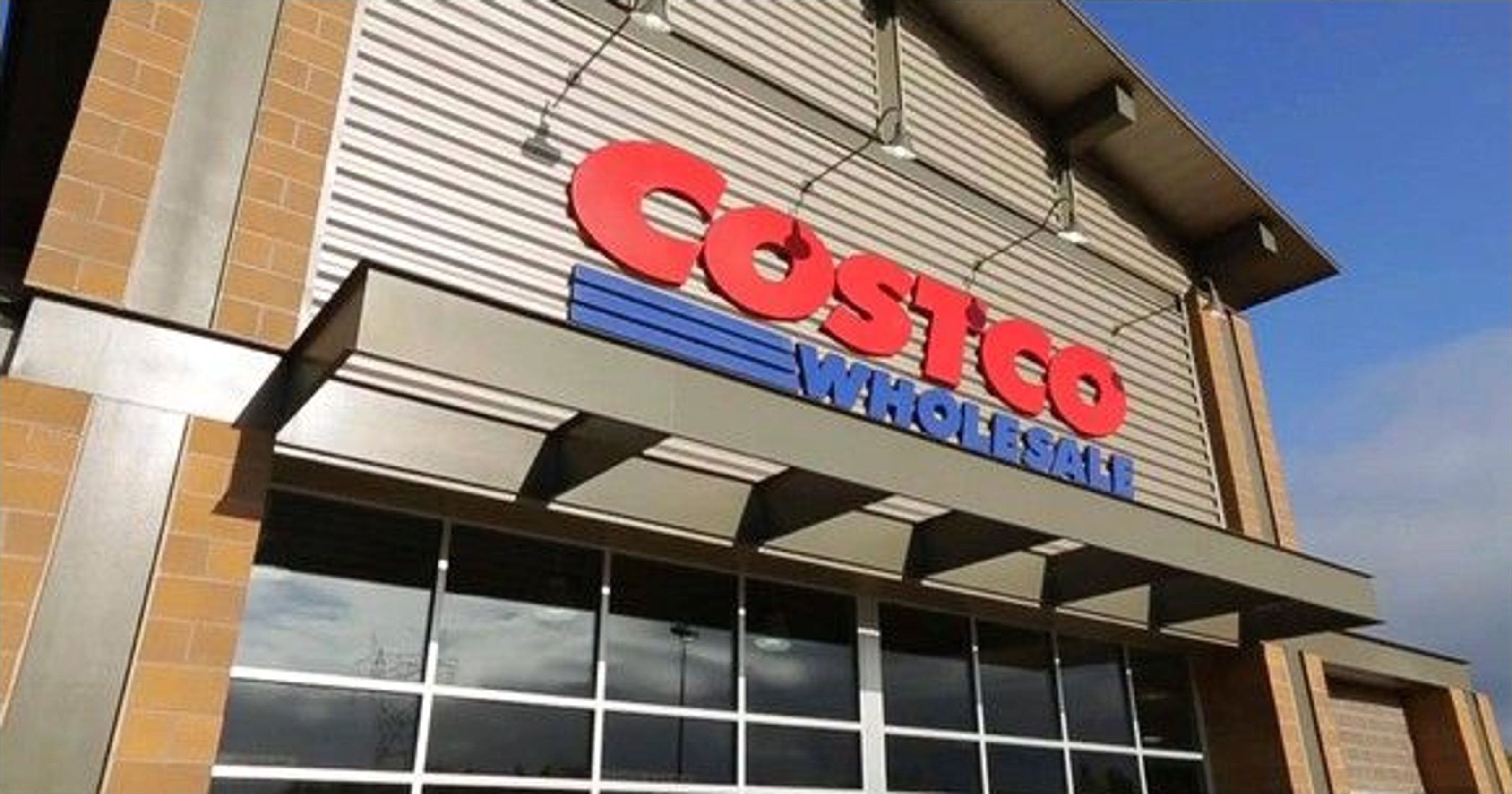 discount retailers costco store cost large