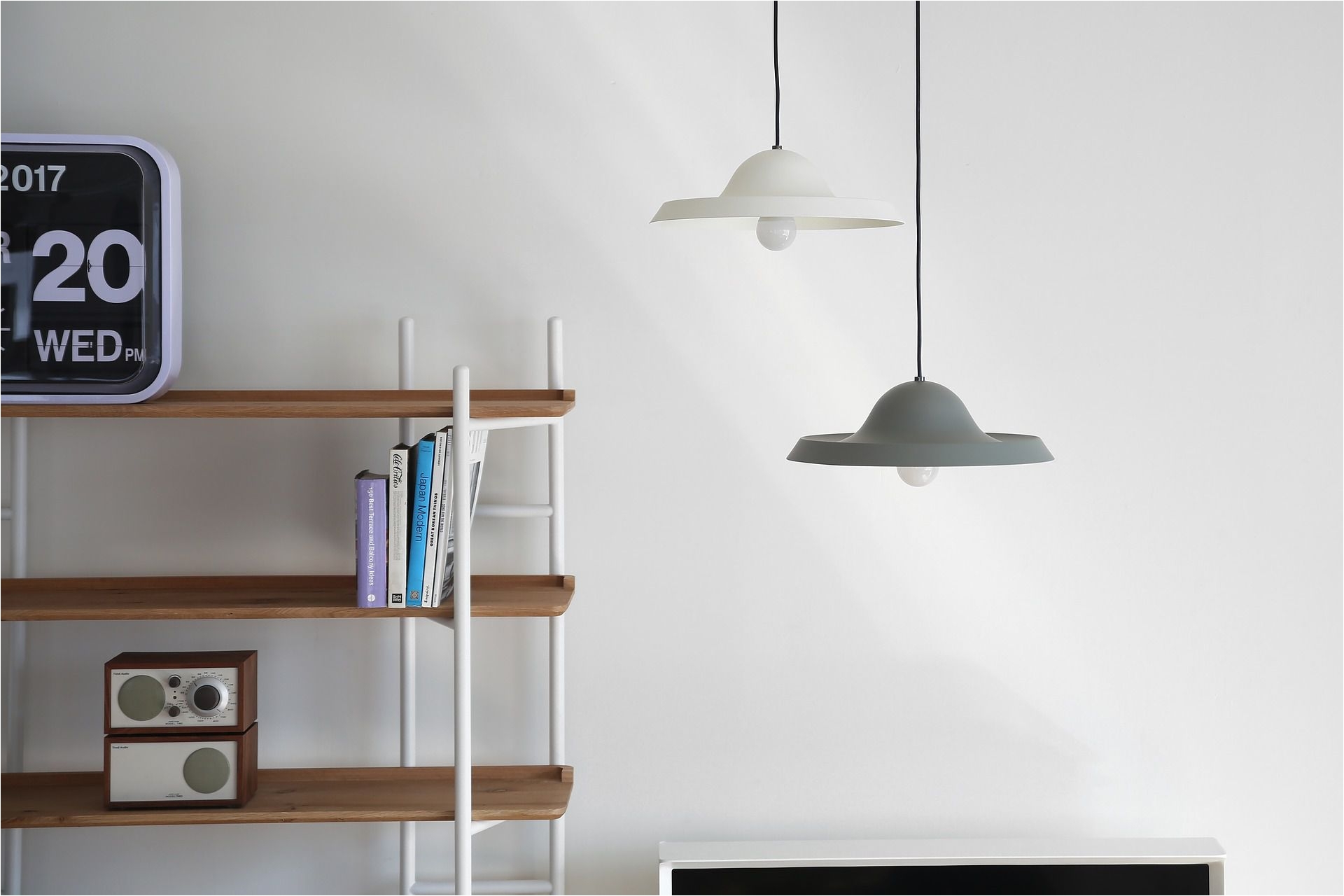 pendant lighting 2314520 1920 5a24f29eda27150037aa2c2e