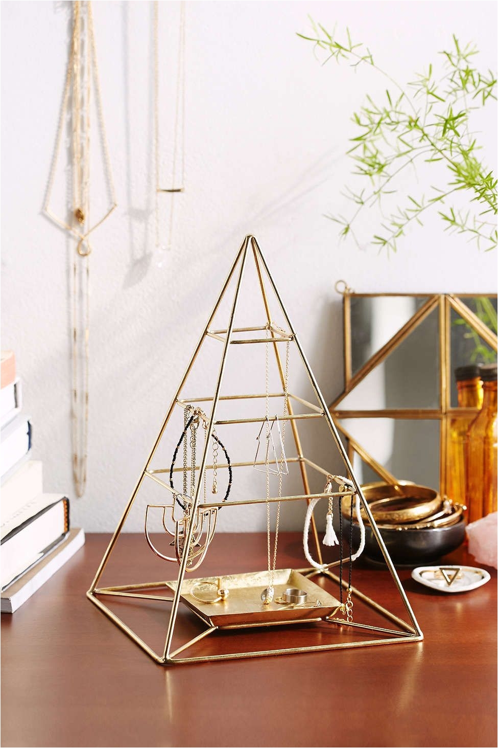 Tahari Home Lamps Crystal Magical Thinking Pyramid Jewelry Stand Diy Things Pinterest