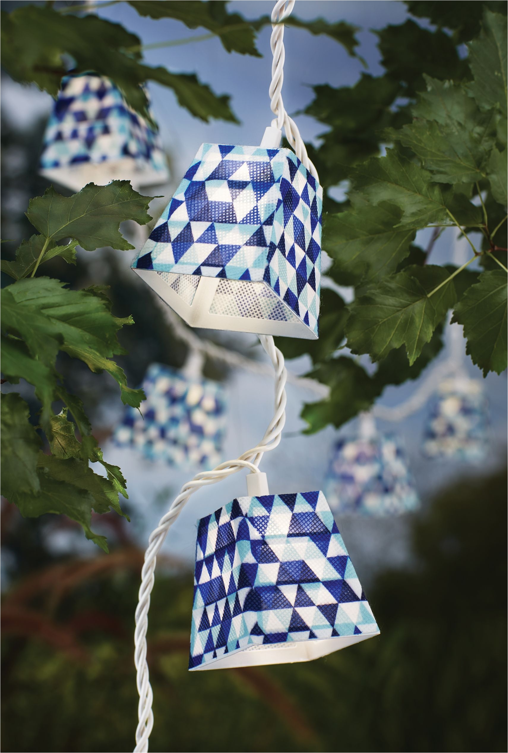 light up your patio deck living room or dorm room with the sweet little cubes on the 10ct printed fabric light set decorative mini string lights bring