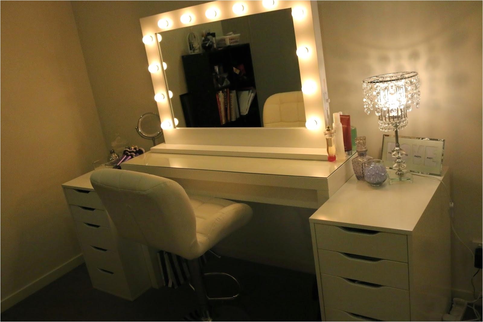 diy makeup table inspirational diy vanity bench elegant h sink diy vessel vanity vanityi 0d cool