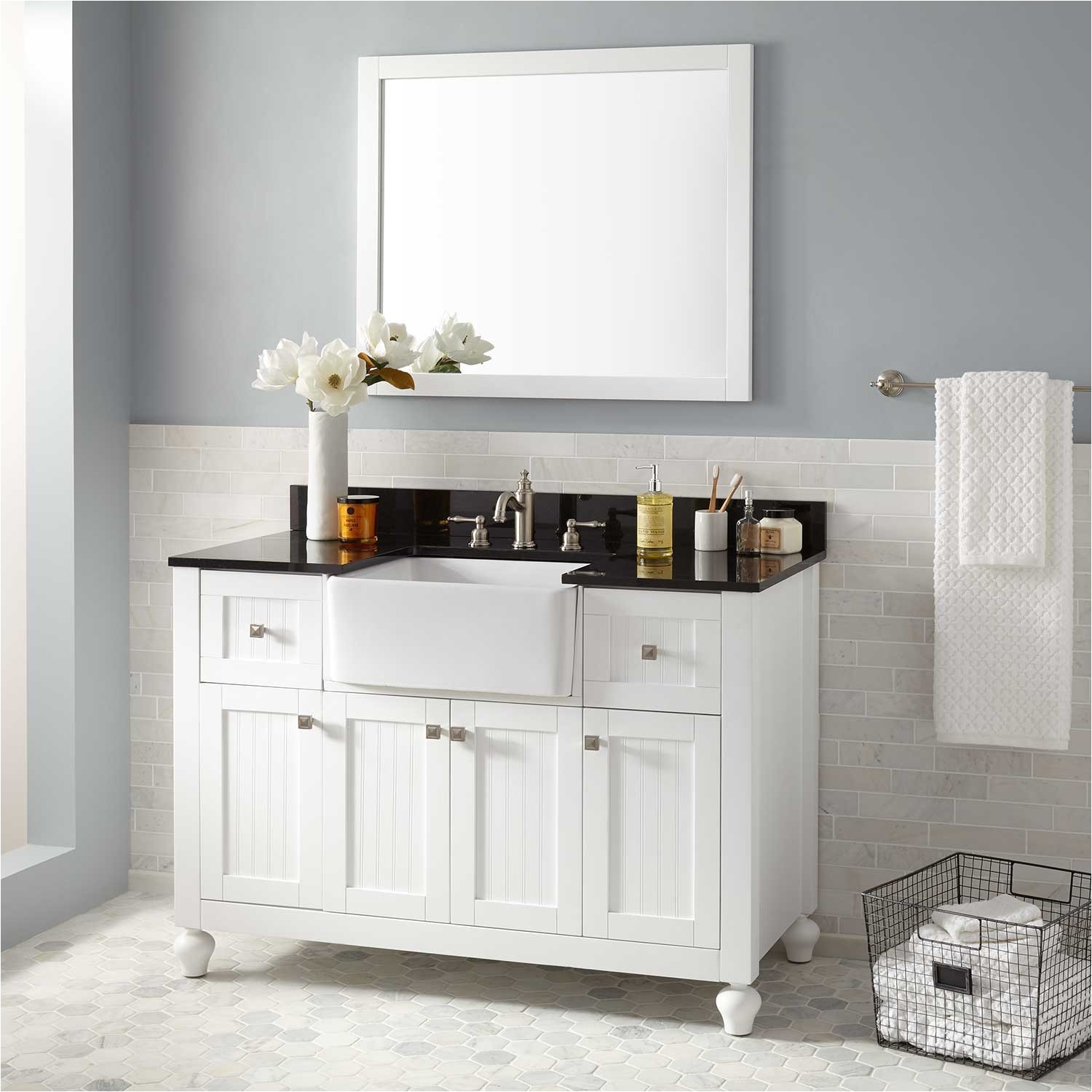 White Bath Vanity to her Inspirational Appealing Small White Bathroom Vanity at Bathroom Elegant Ideas 0d