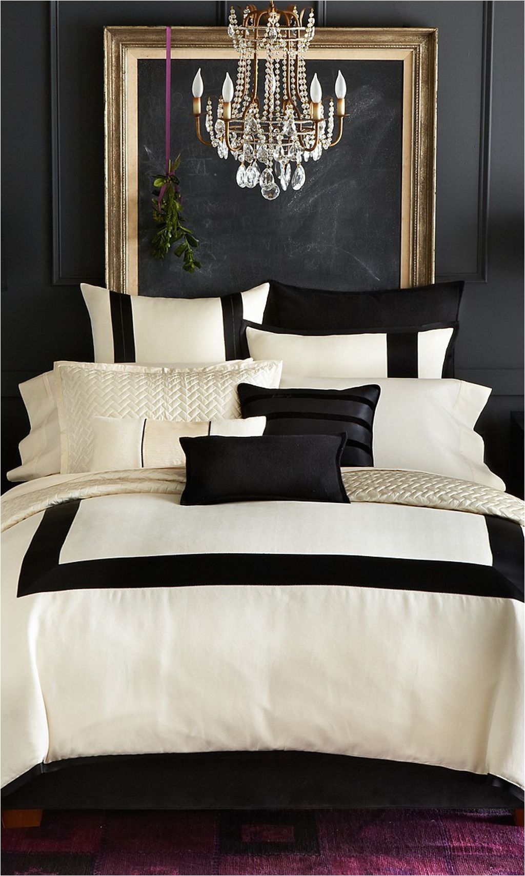 Cozy Master Bedroom Decorating Ideas 27