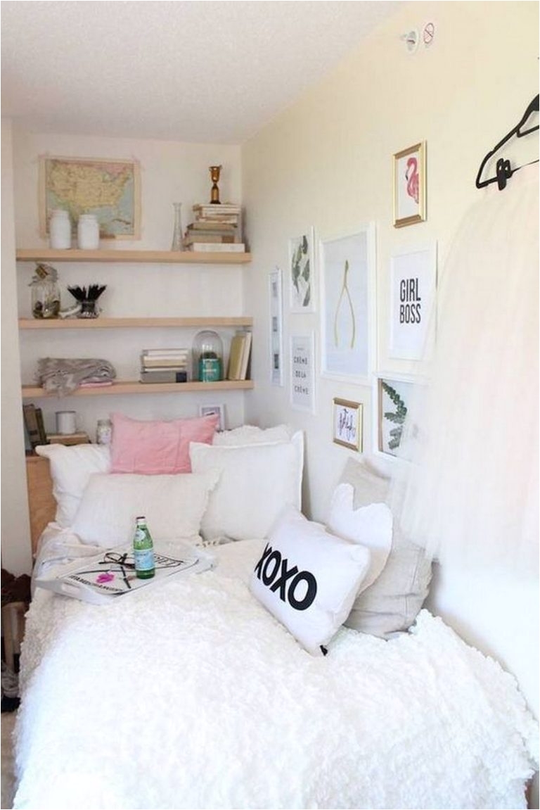 Entirely Obsessed of these Cute and Tiny Bedroom Ideas for Girls