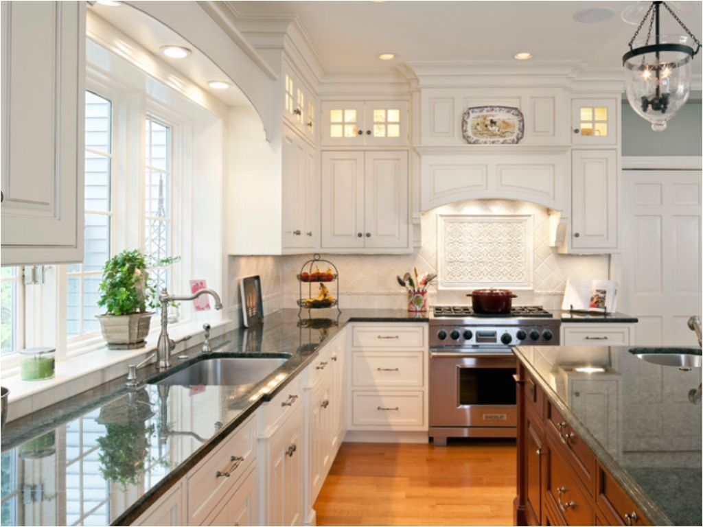 Remove soffits and add upper cabinets Green Granite Kitchen New Kitchen Kitchen Decor