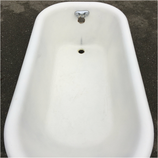 5 FT Clawfoot Tub