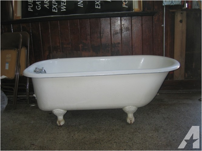 58 Bathtubs for Sale 58" Clawfoot Bathtub for Sale for Sale In Milwaukee