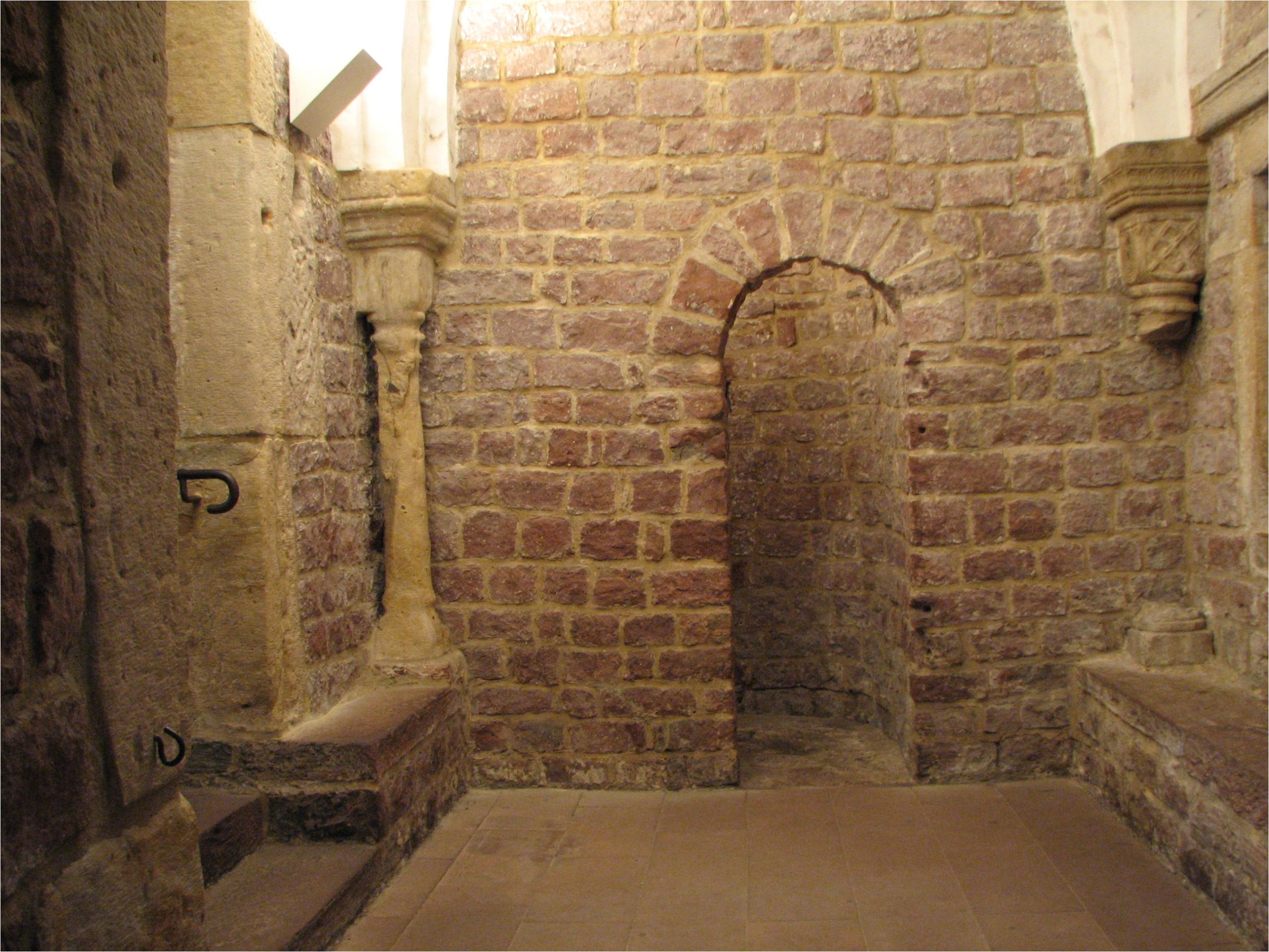 File Judenbad Speyer 4 changing alcove in first room