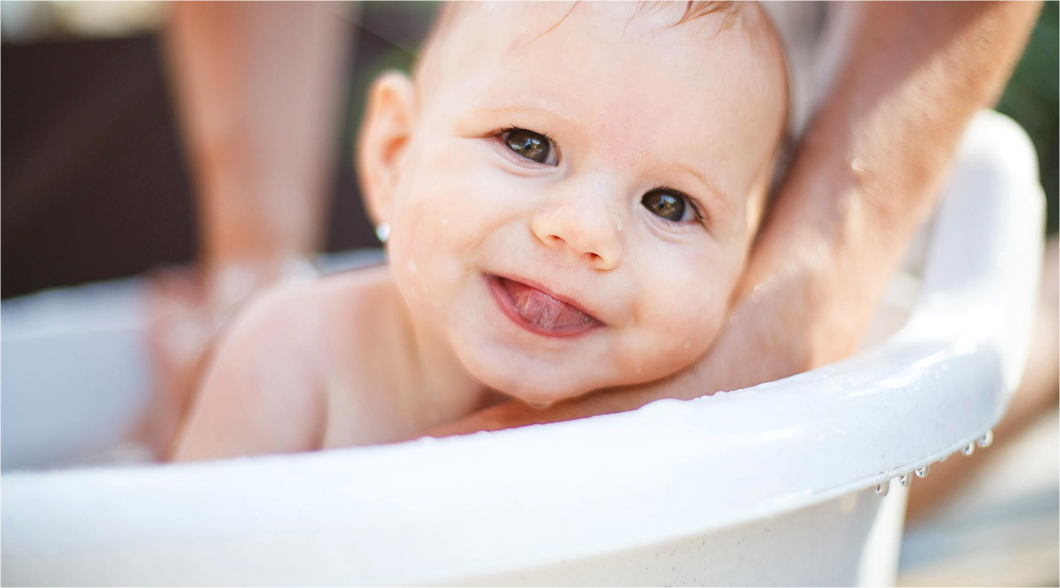 how to bathe your baby safely