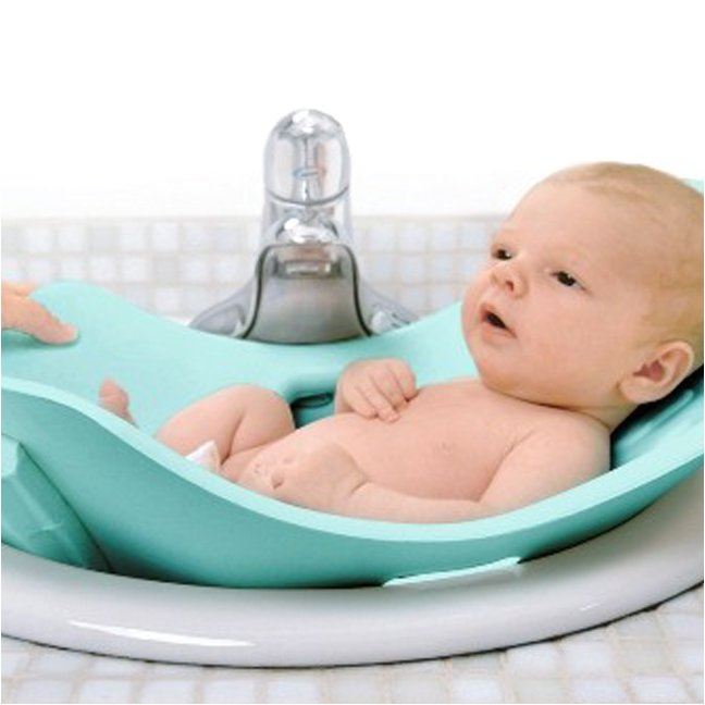 everything you need to bathe your new baby