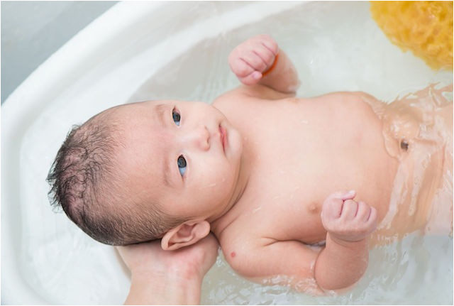 Baby Bathroom Use What are the Methods You Can Use to Bathe Your Baby