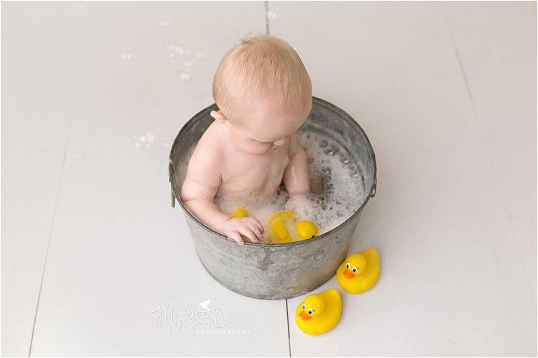 baby boy bubble bath 6 month glendale child photographer