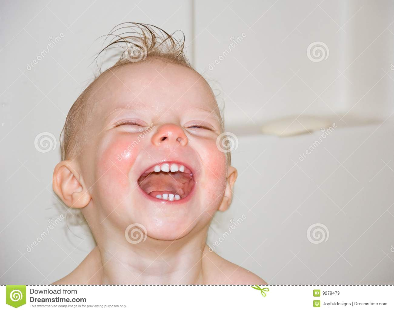 royalty free stock images baby laughing bathtub image