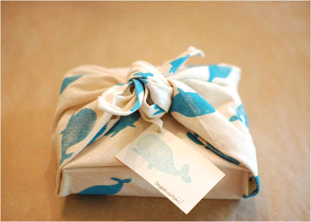 unique baby shower ts and clever t wrapping ideas