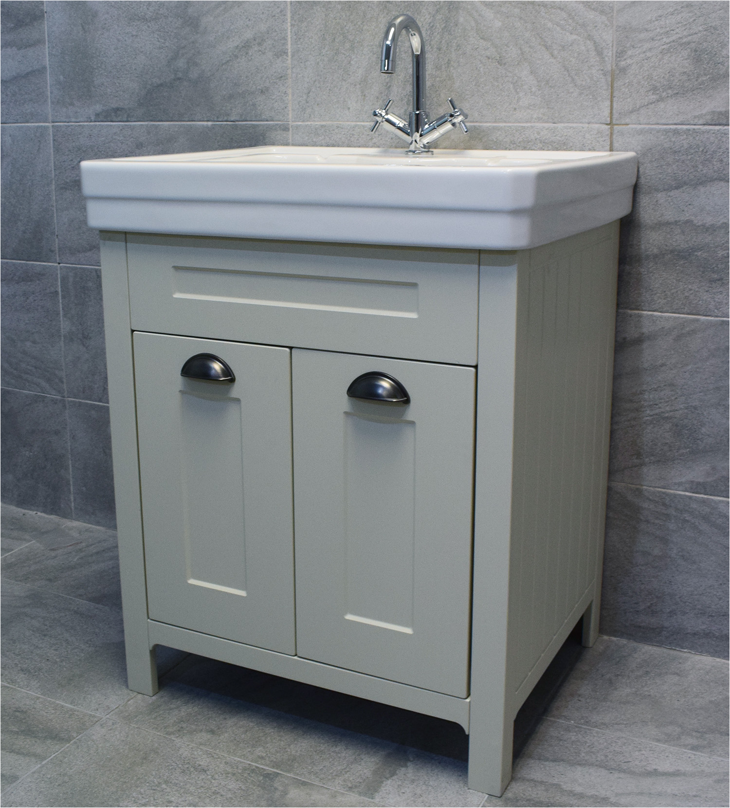 Bathrooms Chichester Uk Chichester 600 or 700mm Bathroom Vanity Unit In Mussel Oak