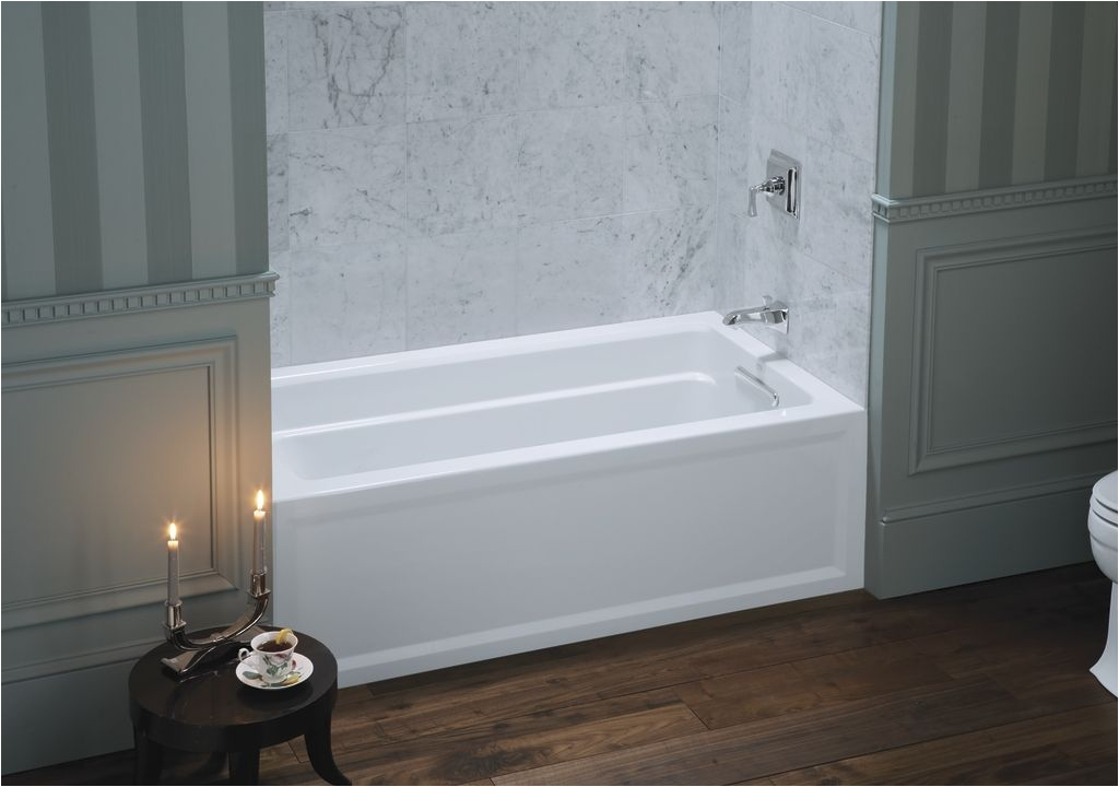 Bathtub Deep soaking Depth the Kohler Archer soaking Tub Features Integral Armrests