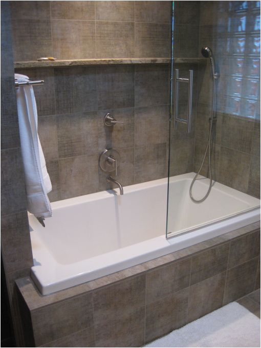 Bathtub Enclosures Near Me Wonderful Small Tub Shower Bo with Glass Door Pleted