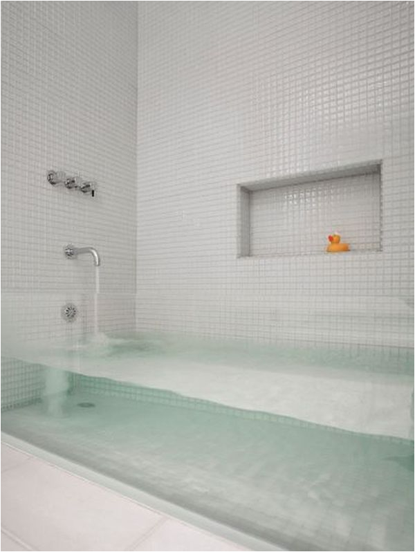 freestanding or built in tub