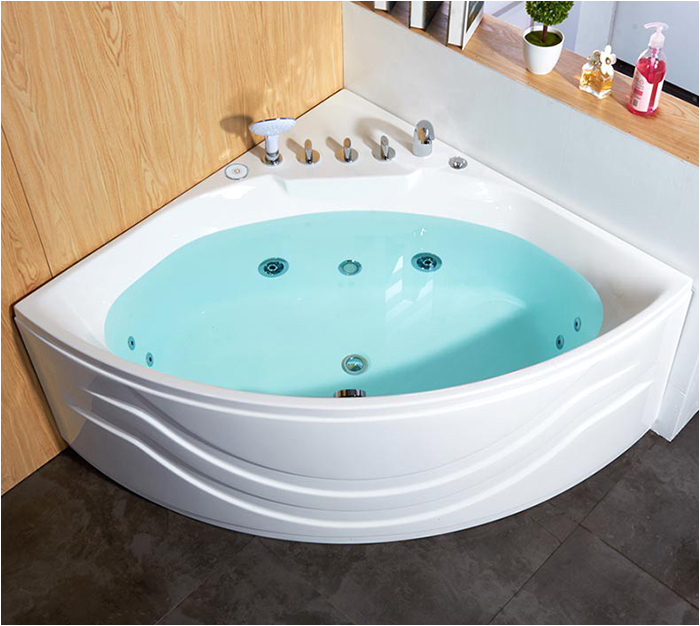 Corner Bathtub With Motor SB 7518