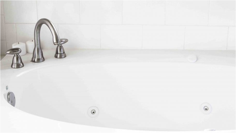 how clean jetted bathtub