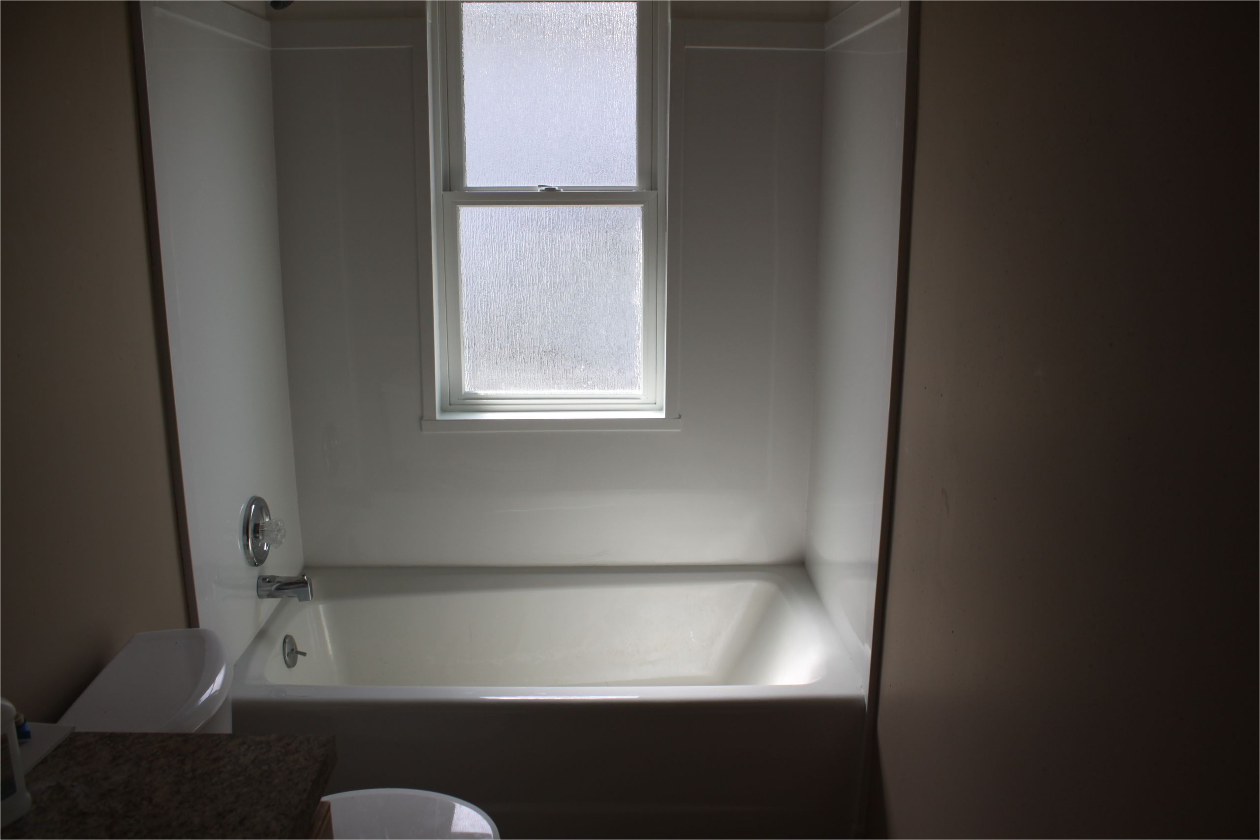 Bathtub Surround Kits with Window S