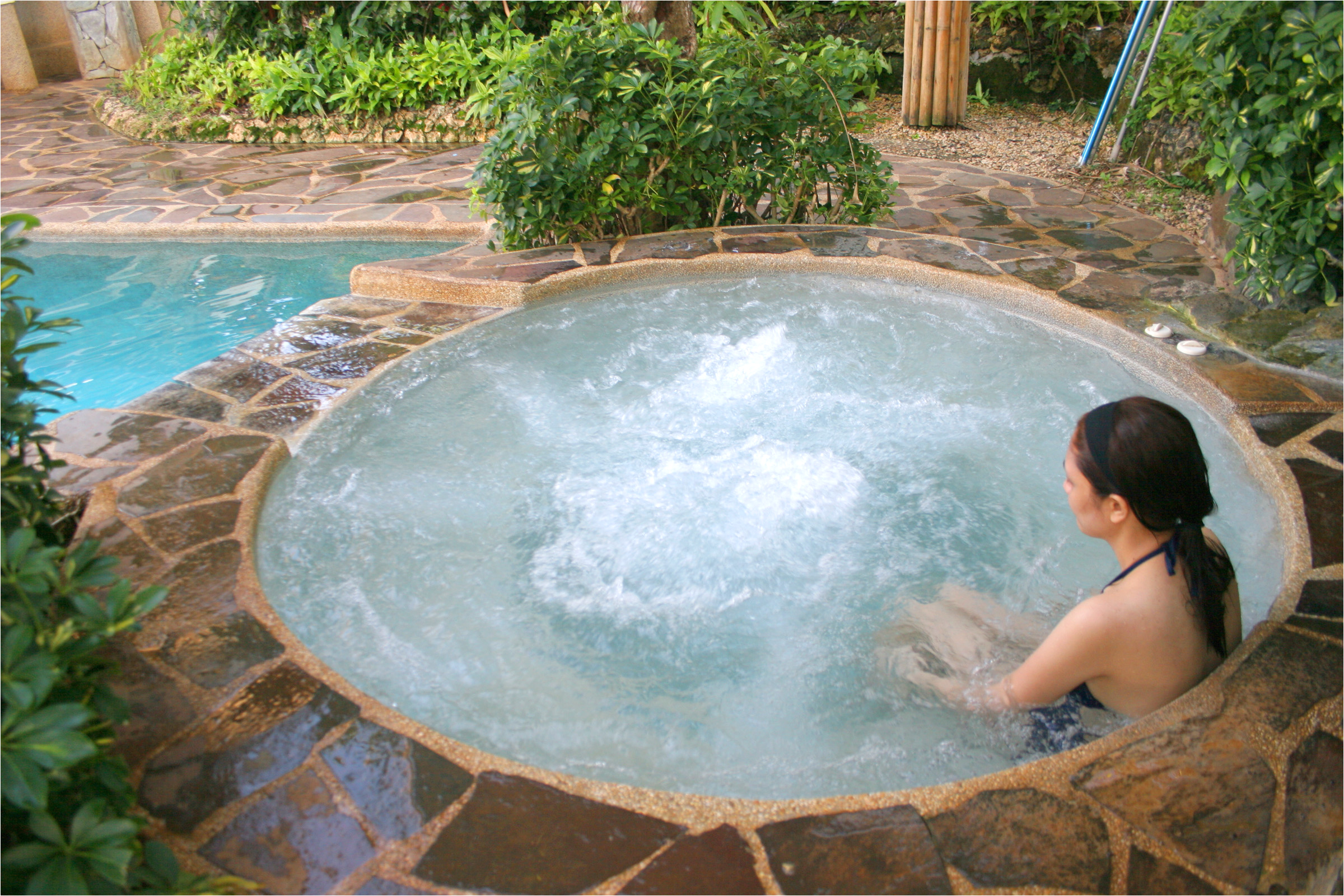 Bathtubs and Jacuzzi Manfaat Jacuzzi "mandi Spa" Untuk Kesehatan Dan Kecantikan