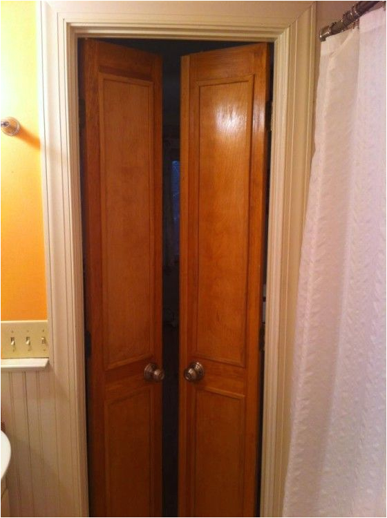 Bathtubs Doors Vs Tiny Bathroom Doorway No Problem This Double Door