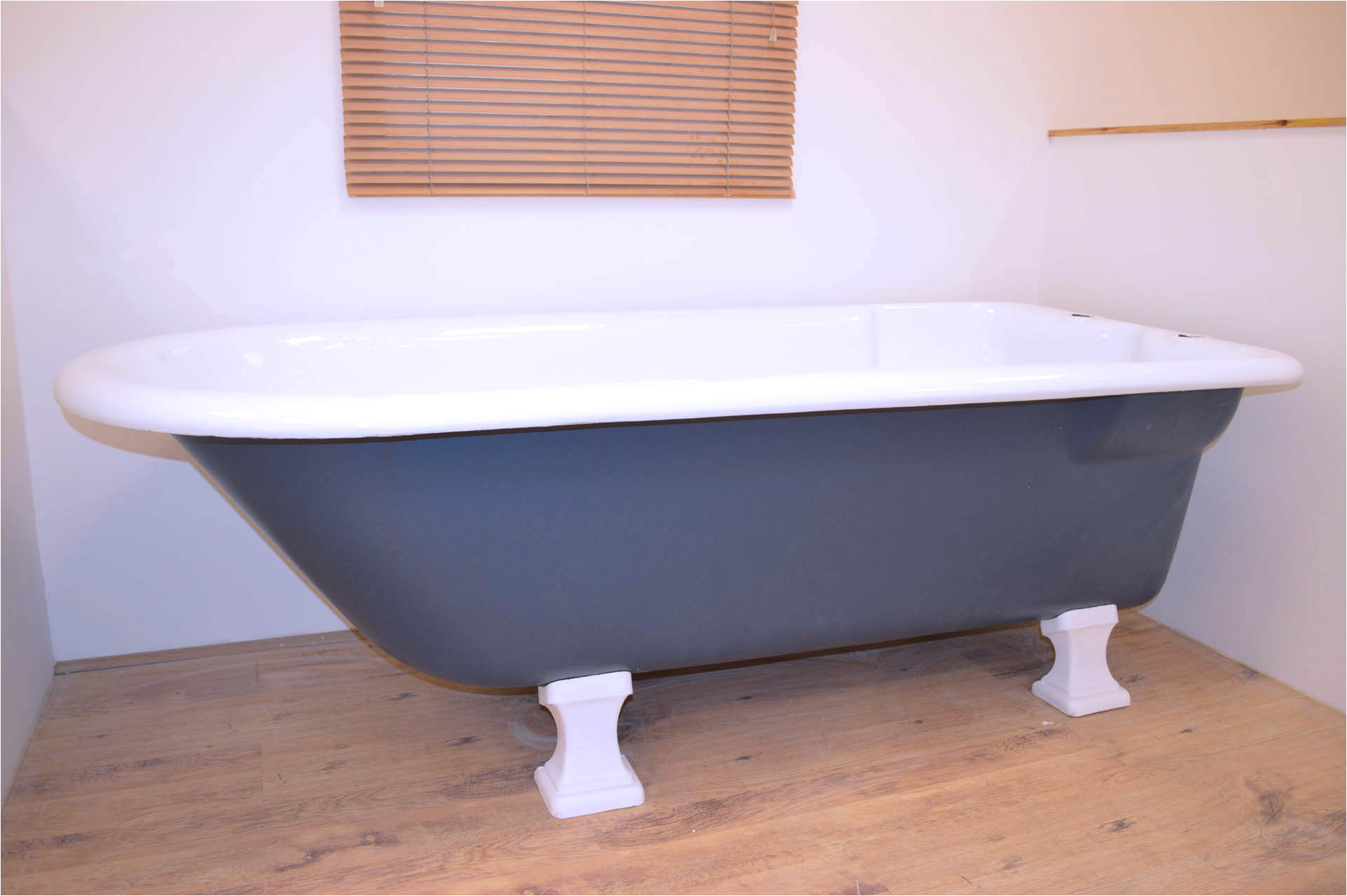 large shanks bath 6ft