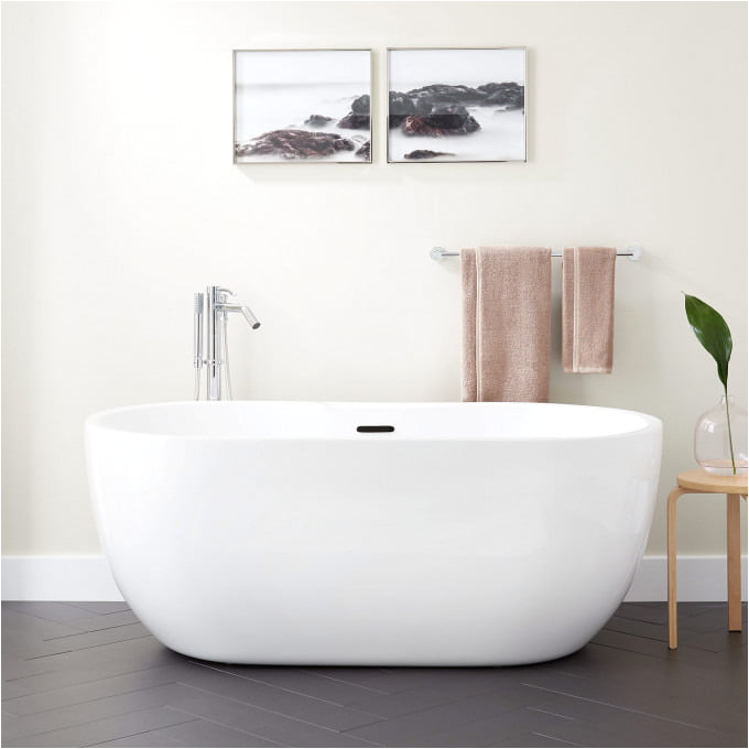 boyce freestanding acrylic tub 1