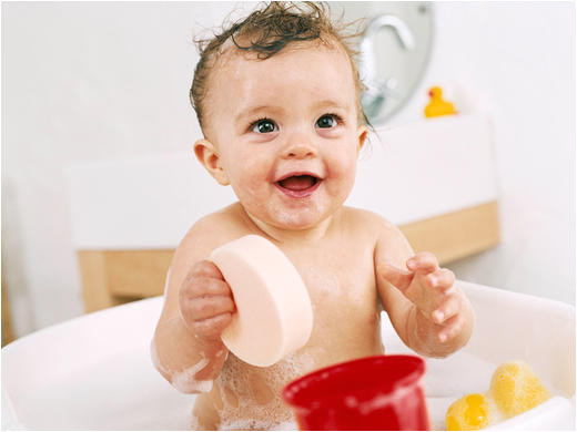 Best Baby Bathtub for 6 Month Old Parents Routines Seven to 12 Months Babycentre Uk