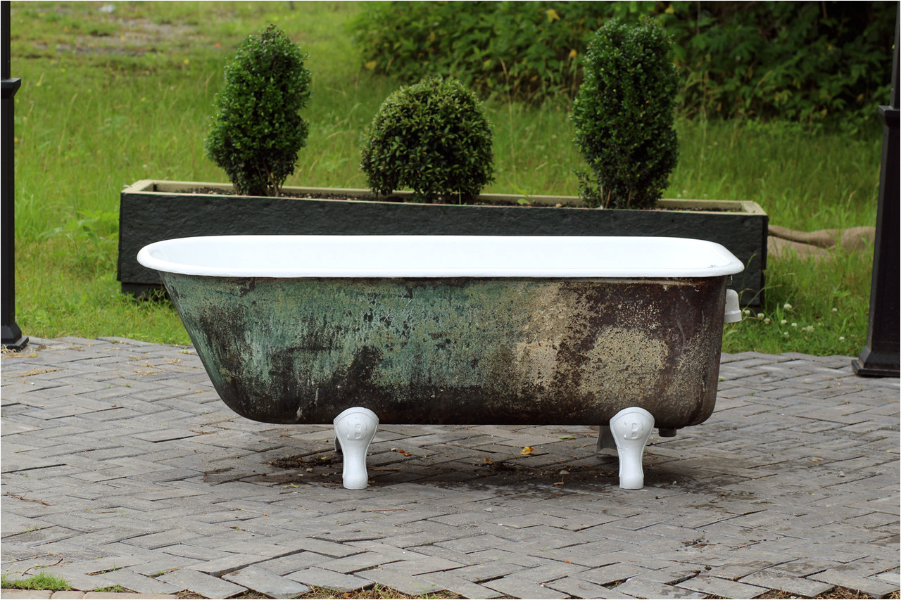 antique refinished 5 clawfoot bathtub ref= 7