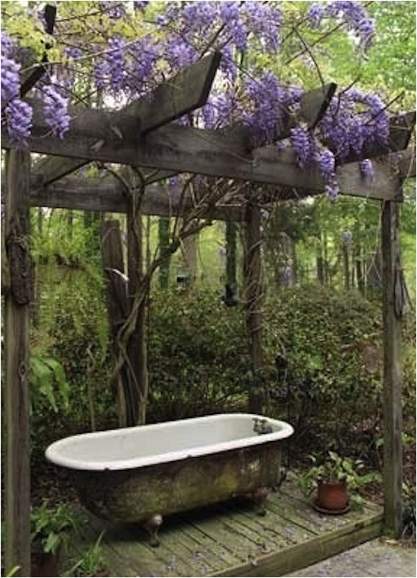 outdoor clawfoot bathtub