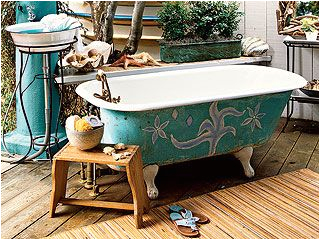 outdoor clawfoot bathtub