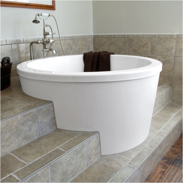 japanese deep soaking tub