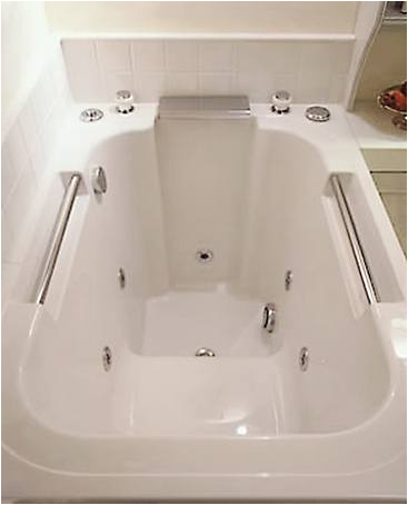 Deep Jetted Bathtub Imersa Japanese Style Deep soaking Tub